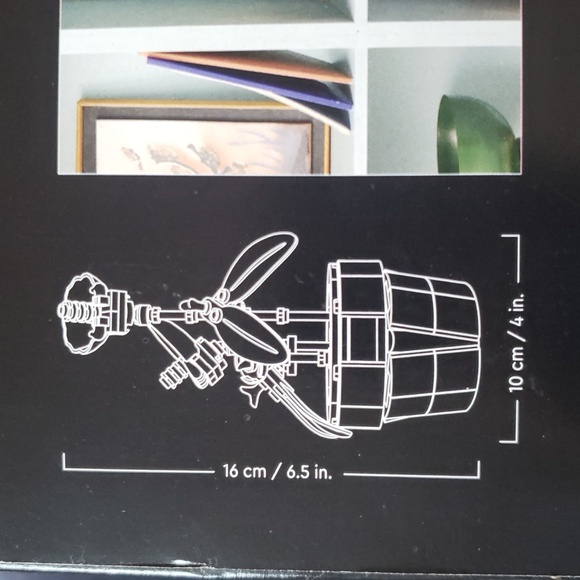 LEGO Icons Tiny Plants Building Set for Flower-Lovers - Picture 14 of 16